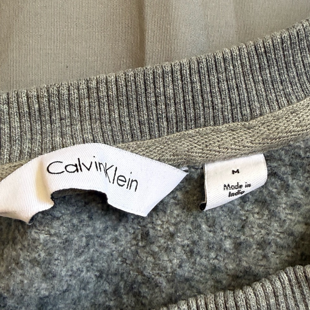 Calvin Klein Light Heather Gray Logo Crewneck Sweater - Picture 3 of 5